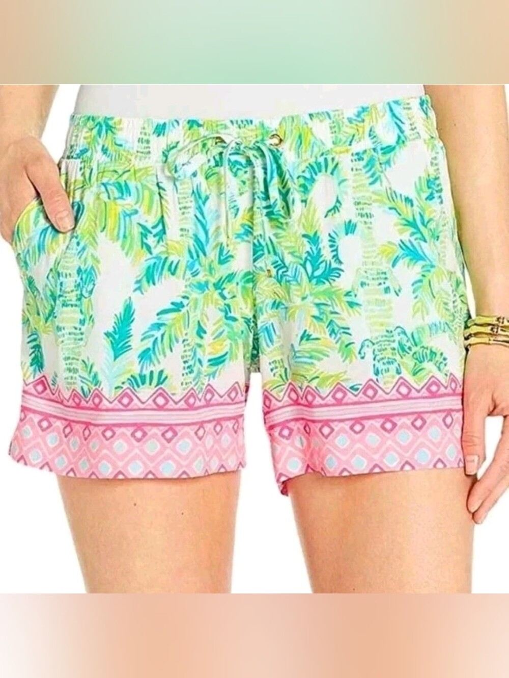 Lilly Pulitzer Katia Shorts Pink Green Palm Tree Tropical Beach Size XS.